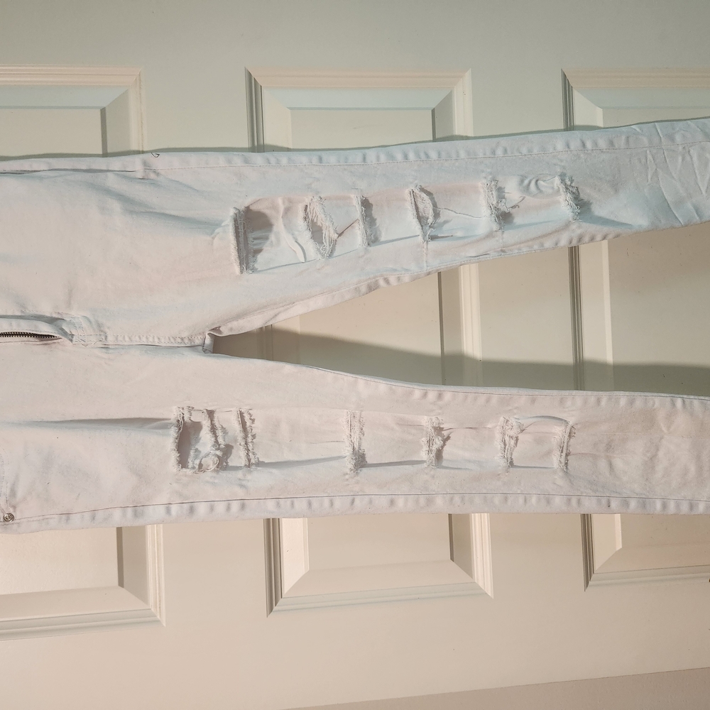 White Skinny Jeans with Structured Waistband